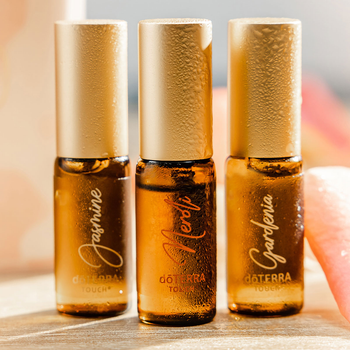 Набор эфирных масел doTERRA Touch Blooming Trio / «Цветущее трио» (Жасмин, Нероли, Гардения) 3 x 4ml