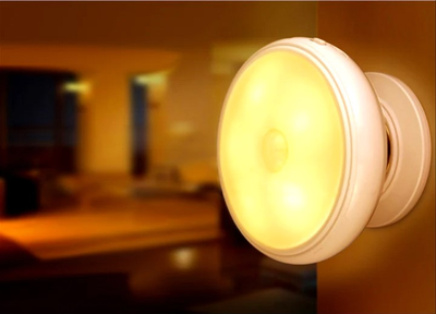 Lampka nocna Maclean LED MCE223 z czujnikiem ruchu na magnesie