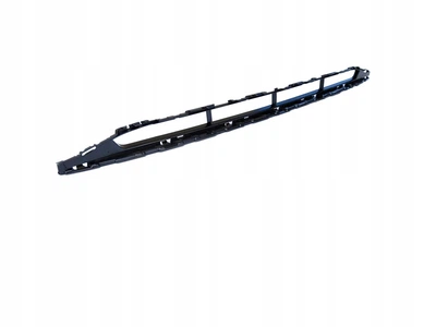 Решетка в бампер AVTM Audi A3 12-16 Sportback средняя Ауди А3 АМ0049363