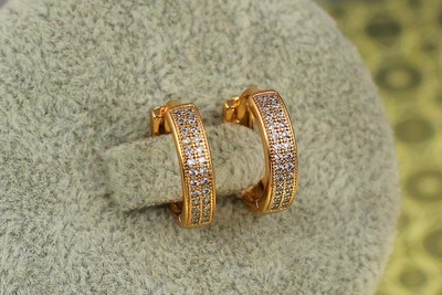 Сережки Xuping Jewelry кільця з камінням бортики по краях 1.5 см золотисті