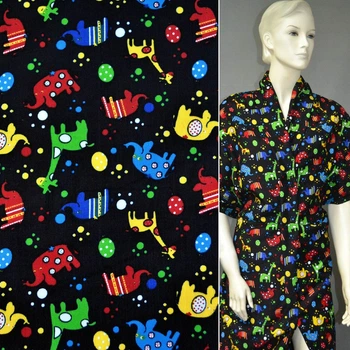 Микровельвет черный с жирафами и слониками ш.110 (10724.076)