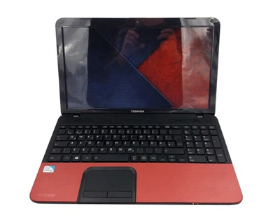 Ноутбук Toshiba Satellite C855 Intel Pentium B960 6 GB RAM 500 GB HDD [15.6"] - ноутбук Б/У
