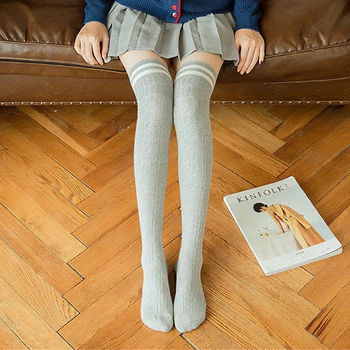Гольфы серые текстурные с полосками One Size