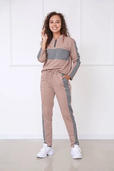 Жіночий спортивний костюм Fashion 42/44 капучіно