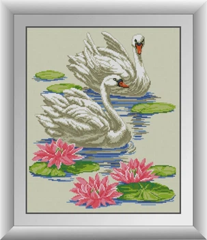 Алмазна мозаїка "Лебеді в ставку" Dream Art в коробці 44x53см 30419