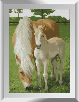 Алмазна мозаїка "Кінь з лошам" Dream Art в коробці 39x55см 31263