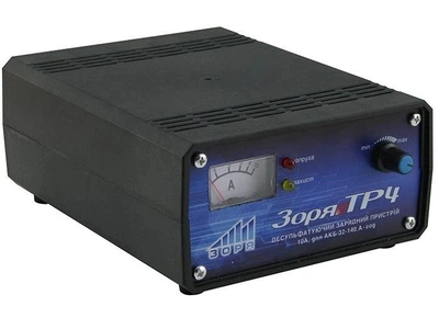 ЗП Зоря ТР-4 для акумулятора 12V, ємність АКБ 32–140 А·г, зарядний струм до 10A