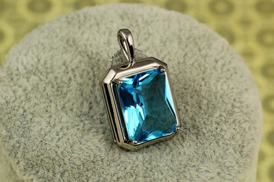 Кулон Xuping Jewelry голубой прямоугольник 2.3 см серебристый