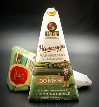 Сыр Пармезан Parmareggio Parmigiano Reggiano 30 міс 200г