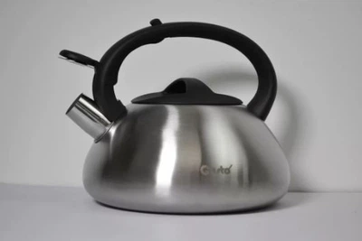 Чайник GUSTO со свистком , 3л (GT-1406-30)