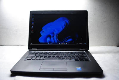 Ультрабук Dell Latitude E5450 / 14" (1366x768) TN / Intel Core i5-5300U/ 8 GB RAM / 320HDD / Intel HD Graphics 5500 / WebCam / HDMI /OEM_DM Windows 10 лицензия Б.У