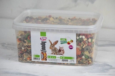Корм для хом'яків Lolo pets та кроликів овоче-фруктовий мікс 1,6 кг 71063
