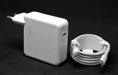 Блок питания для ноутбука HQ-Tech HQ-A87-TYPEC, USB Type-C 87W, с силовым кабелем в комплекте