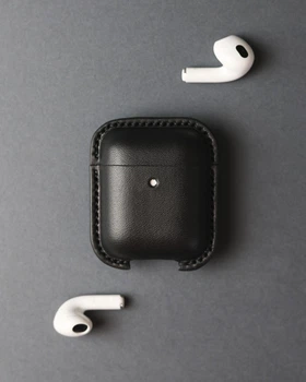 Шкіряний чохол MERE для Apple AirPods 1/2 Чорний