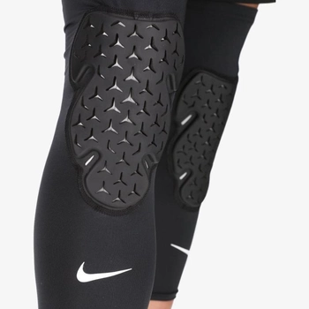 Компресійні наколінники з захистом(пара) Nike Pro Strong Leg Sleeves(N.100.0831.091) M