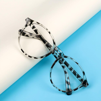 Окуляри з діоптріями для далі, окуляри для корекції зору у разі короткозоркуватості
