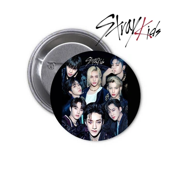 Значок Stray Kids SKZ #04