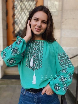 Стильна жіноча вишиванка шифонова "Смарагдова ніч" бірюзова блуза з чорно-білою вишивкою 12167-48 (L)