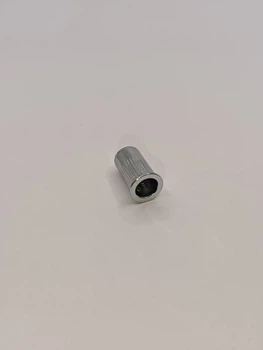 RSr Заклепка резьбовая с уменьшенной потайной головкой М3 (0.5-2 мм) D5
