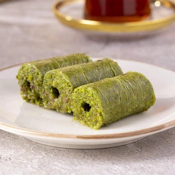 Турецкая баклава сарма с фисташками Karakoy Gulluoglu 500 г