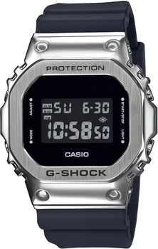 Мужские часы CASIO G-SHOCK GM-5600-1ER