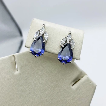 Сережки серебряные с танзанитом и кубическим цирконием 6,83 г