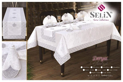 Велюровая скатерть с ранером Selin Derya Set 160×220+12 серветок Кремовый
