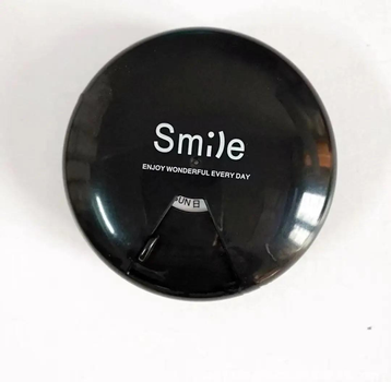 Карманная таблетница органайзер для таблеток Smile 1 неделя 7 ячеек Черный