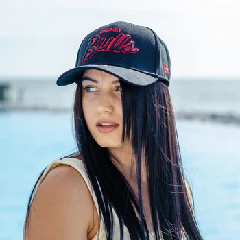 Бейсболка NBA Chicago Bulls one size черная с красным