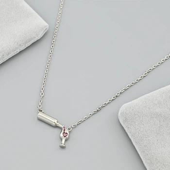 Колье Девичий вечер 40042 ширина 2 мм красные фианиты Сталь