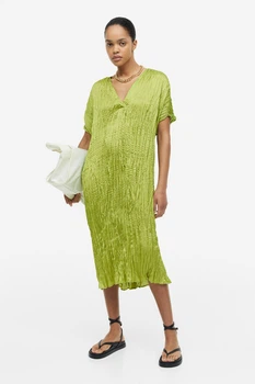 Платье H&M M оливковый 13091175848