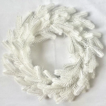 Венок новогодний рождественский SGH Traditional из литой хвои d-40 см белый
