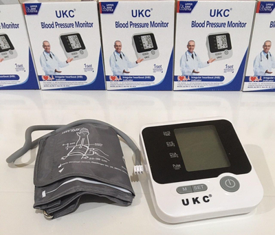 Автоматичний тонометр UKC BL8034 для вимірювання тиску і пульсу 300 г (8034BLTNMTR) (8034BLTNMTR) TIN66