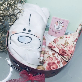 Подарунковий набір для новонародженої дівчинки Gift HUB Baby Box Б243_1, 9 предметів, Рожевий