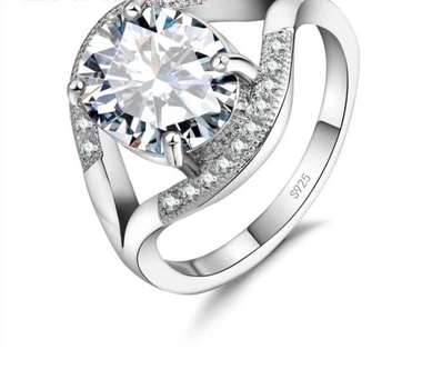 Перстень жіночий з фіанітомSwarovski Сучасний дизайн Італія 4426