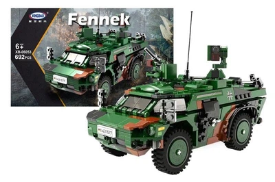 Конструктор XingBao бронетранспортер Fennek 692 детали XB-06053