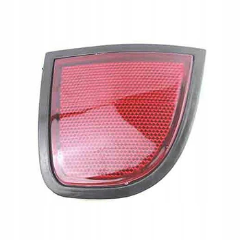 Відбивач бампера задній правий Mitsubishi L200 2005-2015
