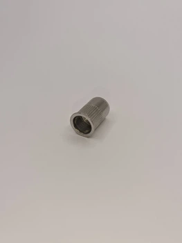 А2 Заклепка резьбовая нержавеющая рифленая М6 (0,5-3 мм) D9