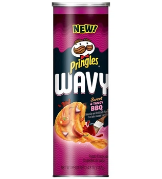 Чипсы Pringles Wavy Sweet&Tangy BBQ 137g (Примятая упаковка)