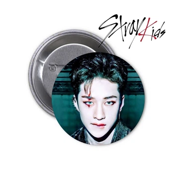 Значок Stray Kids SKZ #08