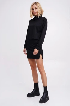 Трикотажний костюм гольф + міні спідниця з розпоркою Подіум 28200-BLACK S Чорний
