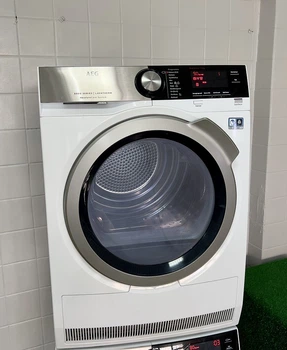 Сушильная машина AEG T8DE95CS Б/У