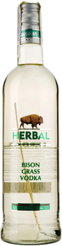 Крепкий алкогольный напиток Lithuanian на основе водки и настоя Зубровки Herbal Bison Grass Vodka 0.7 л 40% (4770047237658)