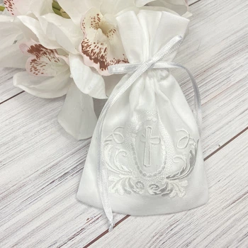 Мешочек для первого локона Анастасия white с белой вышивкой