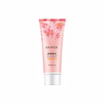 Лосьйон для тіла з екстрактом квітів вишні Baursde Smooth And Body Lotion, 100 мл