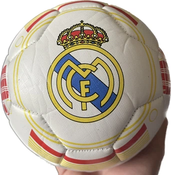 Футбольный мяч для детей "Real Madrid" размер №2 (сувенирный мяч) белый