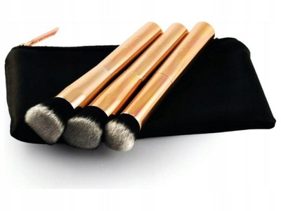 Набір пензлів для макіяжу Makeup Revolution Ultra Metals Go Contouring Brush Set 4 шт (5029066093714)