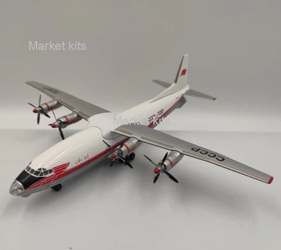 Среднемагистральный пассажирский самолет Ан-10 Аэрофлот, красная ливрея 1:200 KUM (KUM-10-01)