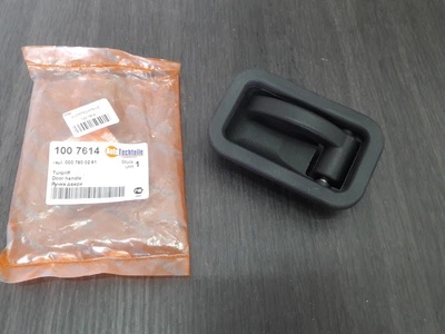 Ручка двери внутренняя левая AUTOTECHTEILE 100 7614 MERCEDES BUS 207-410