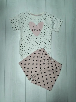 Пижама (футболка+шорты) бело-пудровая Сердце H&M 110-116см(400094634)